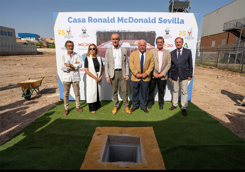 An image of people at RMHC Spain celebrating the start of construction on the new Ronald McDonald House in Seville